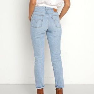 Levi’s wedgie straight jeans